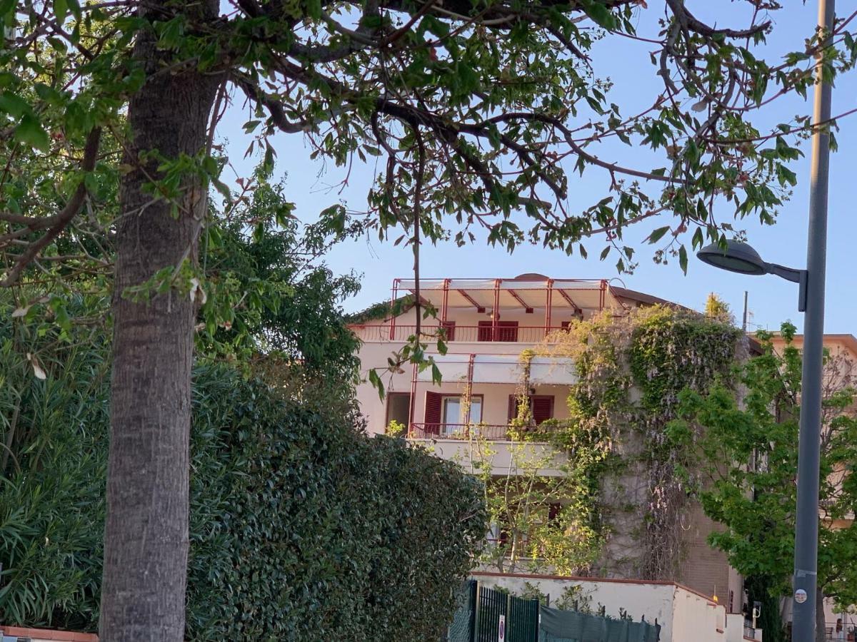 Corso Emanuele Apartments San Vincenzo Exteriér fotografie